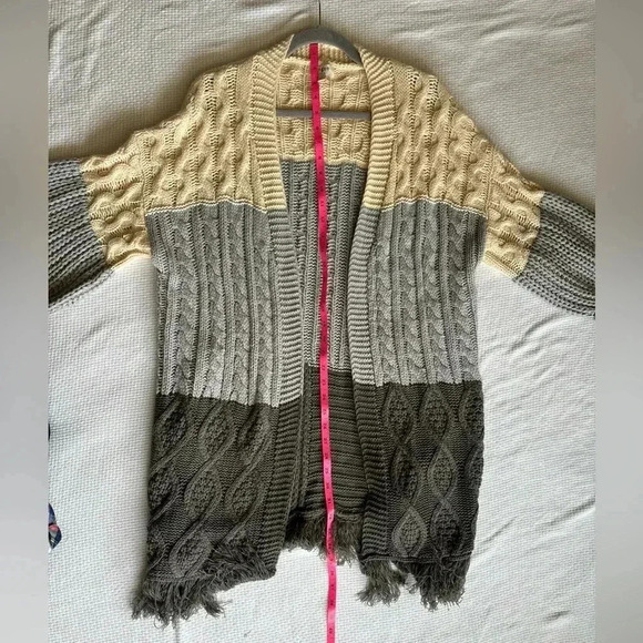 UMGE Cardigan Size L Neutral Western Fringe Oversized Lagenlook Cowgirl fall - Picture 6 of 8